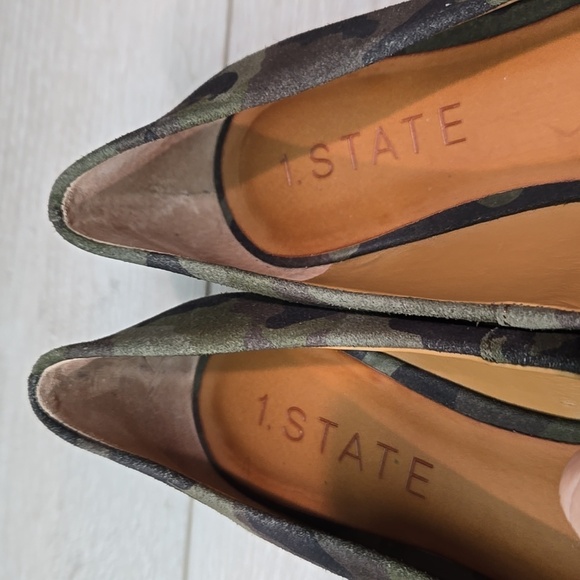 Anthropologie 1.state Women Bennie Leather camo Loafer Slip on shoes sz 9M - Picture 5 of 12